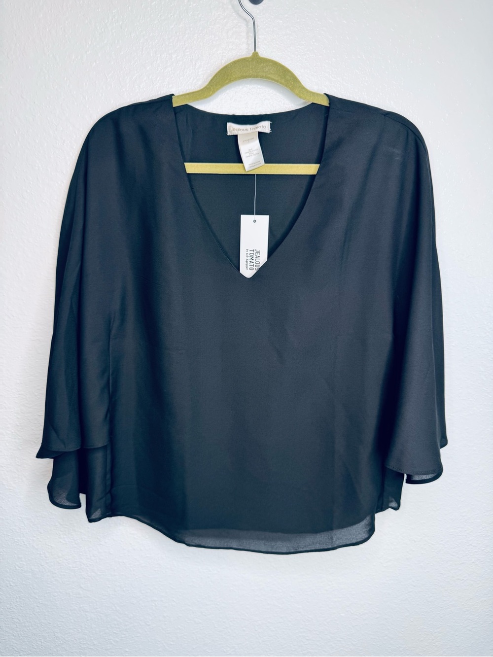 NWT Jealous Tomato Black Flowy Office Dressy Blouse Top V Neck L
